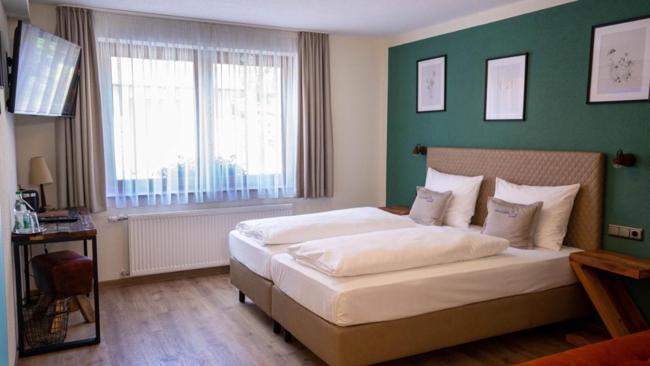 Hotel Gasthof Zum Schwan Steinsfeld 外观 照片