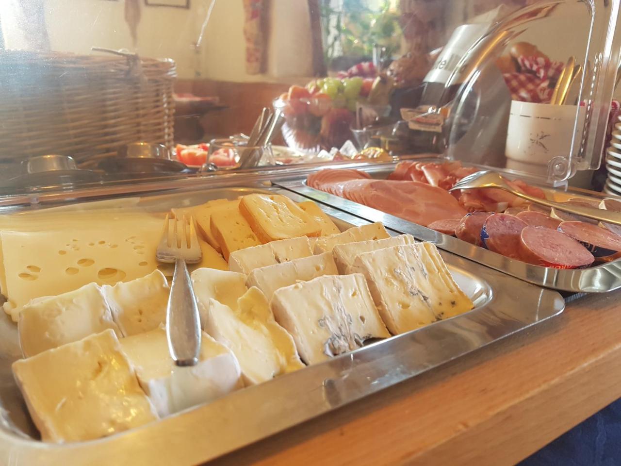 Hotel Gasthof Zum Schwan Steinsfeld 外观 照片