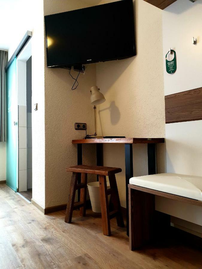 Hotel Gasthof Zum Schwan Steinsfeld 外观 照片