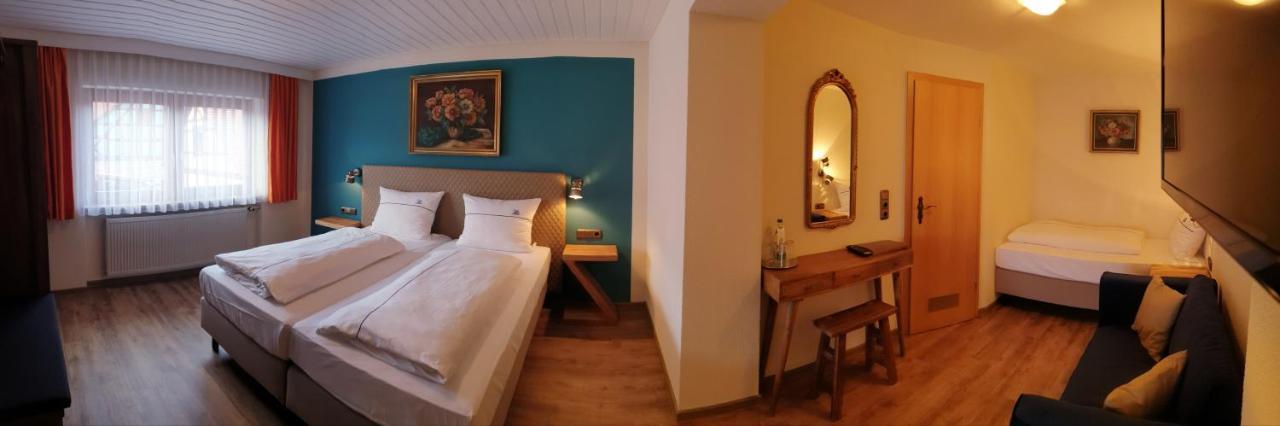 Hotel Gasthof Zum Schwan Steinsfeld 外观 照片