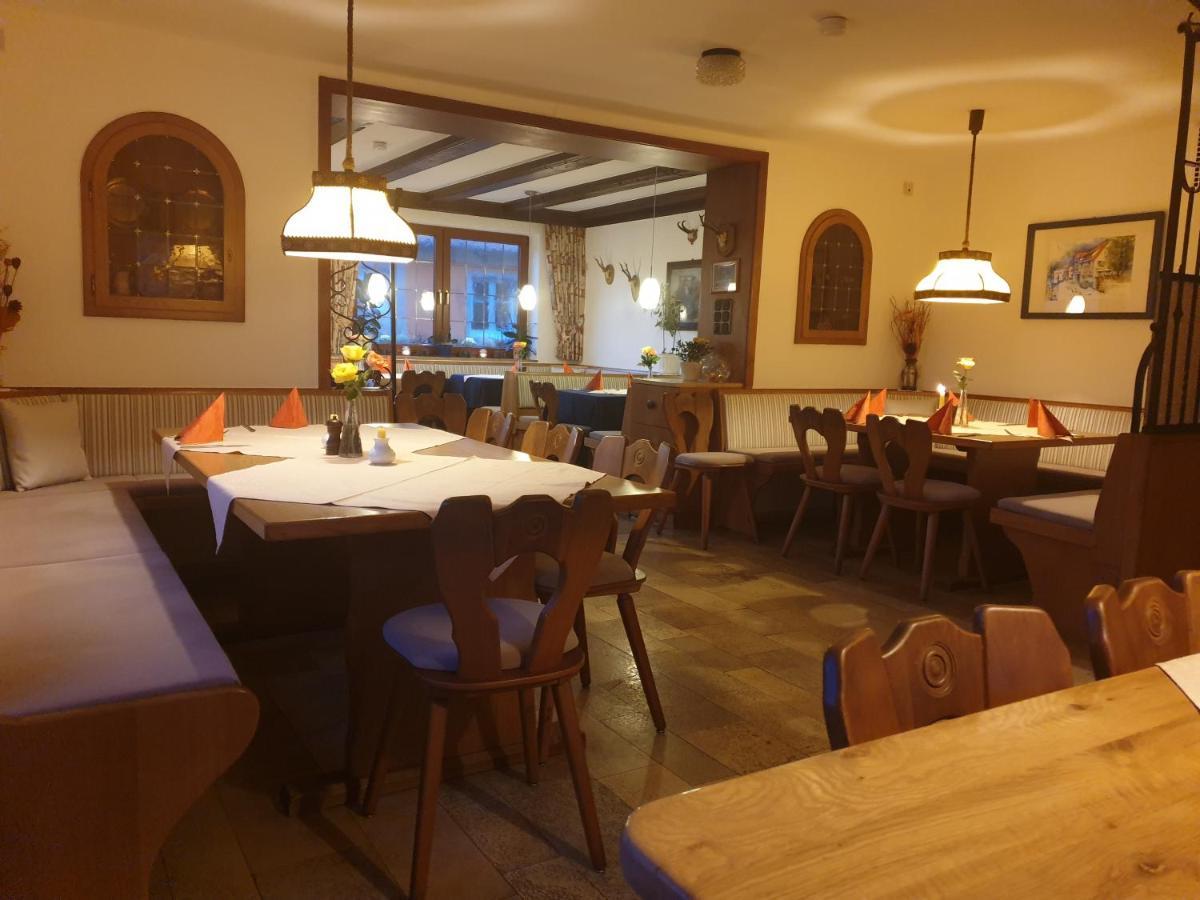 Hotel Gasthof Zum Schwan Steinsfeld 外观 照片